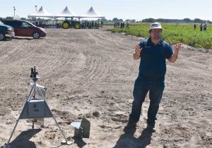 James Woodhall with the University of Idaho explains the university’s spore trapping program to attendees at the Miller Research Potato Pest Management Field Day.